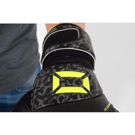 Stanno Volare Match Goalkeeper Glove Wrist